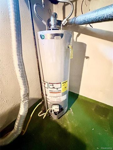 5024 Bristor Drive, Sterling Heights, MI 48310