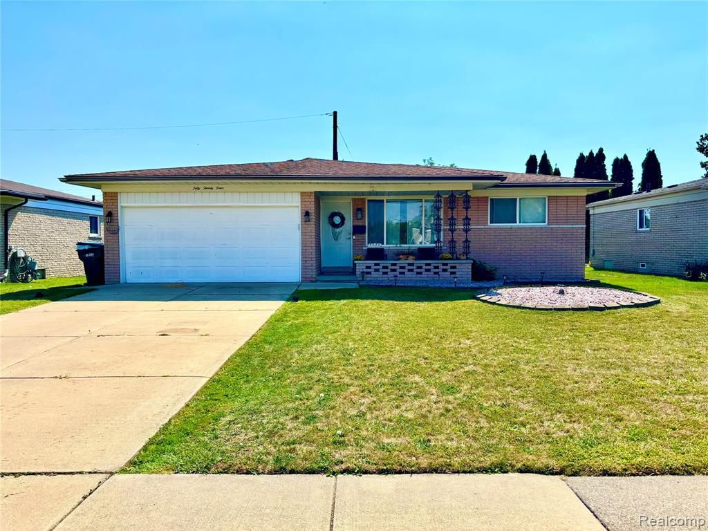 5024 Bristor Drive, Sterling Heights, MI 48310