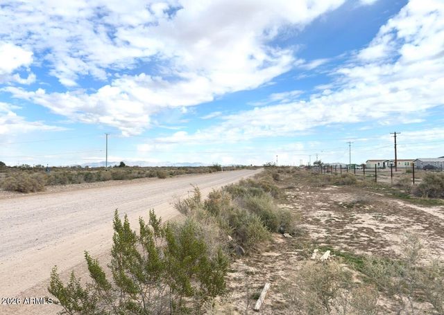 1309 S 393RD Avenue, Tonopah, AZ 85354