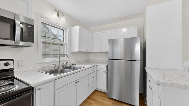 1124 6th Avenue NW, Rochester, MN 55901