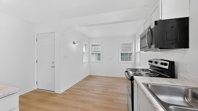 1124 6th Avenue NW, Rochester, MN 55901