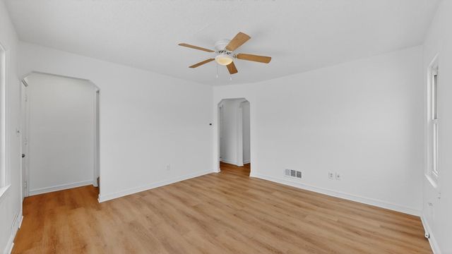 1124 6th Avenue NW, Rochester, MN 55901