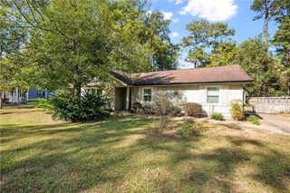 123 Dunbar Loop, Daphne, AL 36526