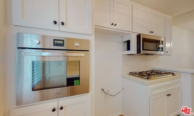 1827 Manning Avenue 3, Los Angeles, CA 90025