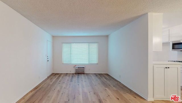 1827 Manning Avenue 3, Los Angeles, CA 90025