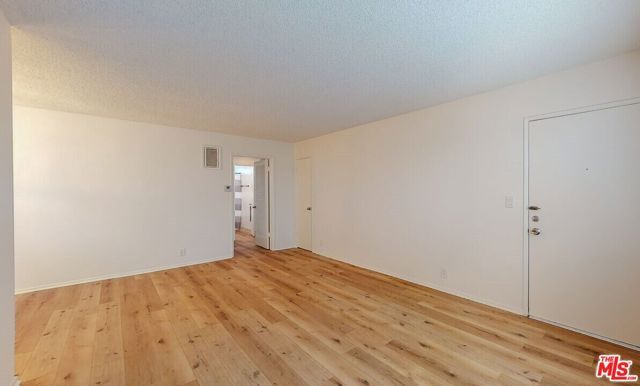 1827 Manning Avenue 3, Los Angeles, CA 90025