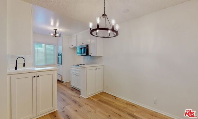 1827 Manning Avenue 3, Los Angeles, CA 90025