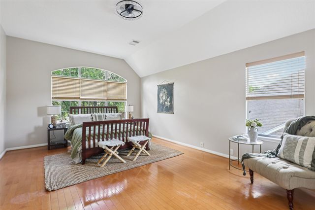 8002 Cross Trail Drive, Sugar Land, TX 77479