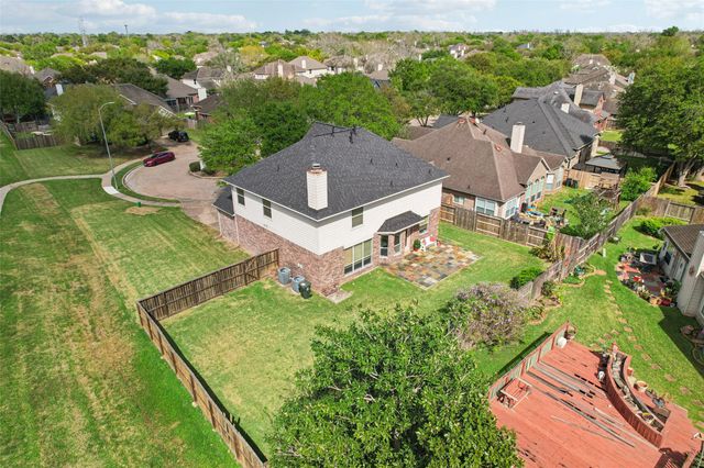 8002 Cross Trail Drive, Sugar Land, TX 77479