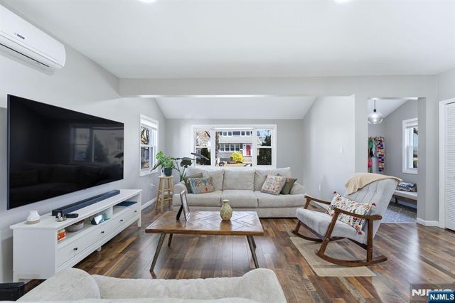 178 Cypress Avenue, Bogota, NJ 07603