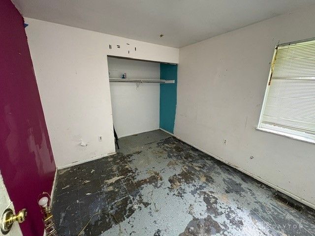 858 N Upland Avenue, Dayton, OH 45402