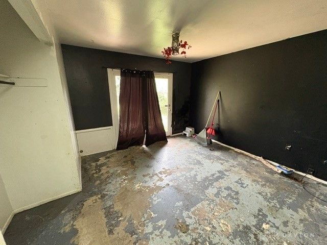 858 N Upland Avenue, Dayton, OH 45402