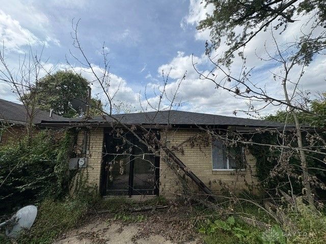 858 N Upland Avenue, Dayton, OH 45402