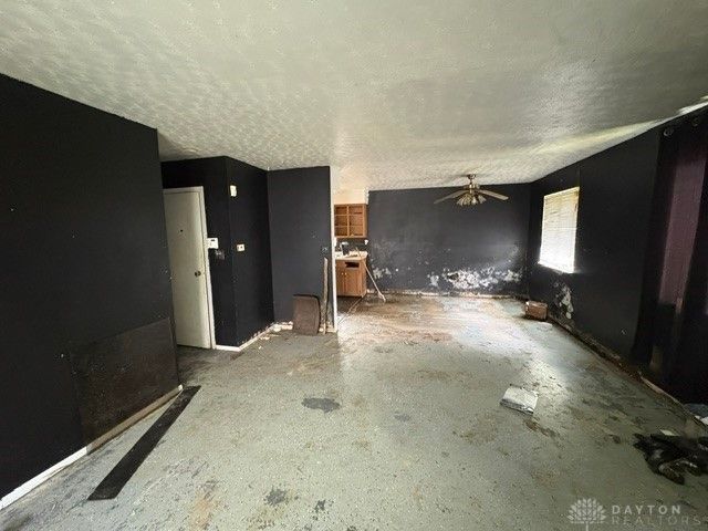 858 N Upland Avenue, Dayton, OH 45402