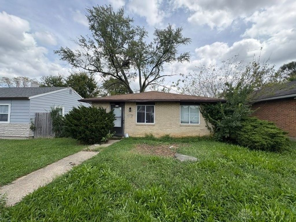 858 N Upland Avenue, Dayton, OH 45402