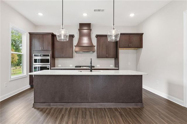 675 Crest Line Trail, Powder Springs, GA 30127