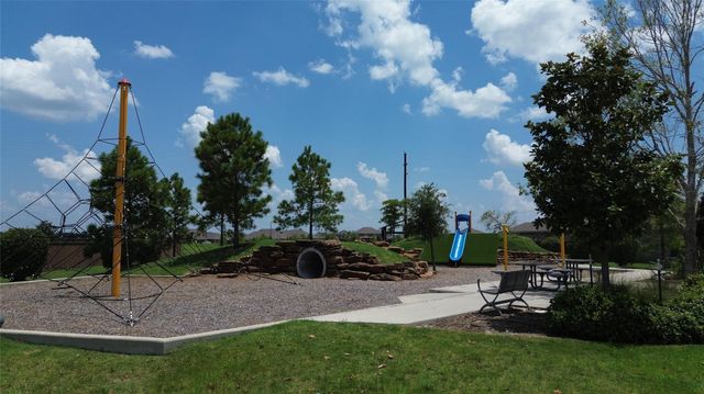 2543 Gray Gale Court, Baytown, TX 77523