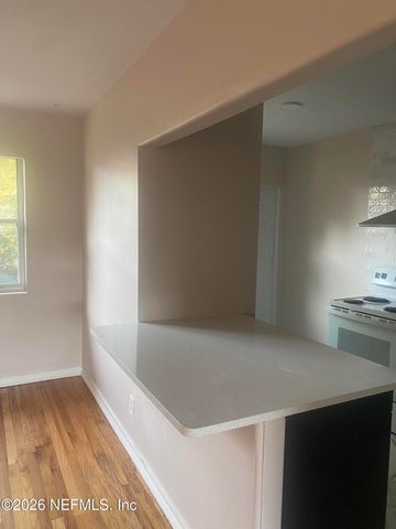 3005 WALTON Street 3, Jacksonville, FL 32207