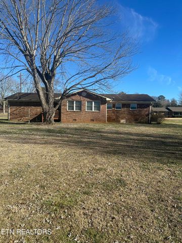 912 Clearmont Drive, Etowah, TN 37331