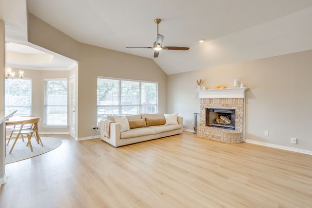 270 Bluff View Court, Aledo, TX 76008