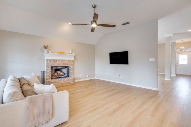 270 Bluff View Court, Aledo, TX 76008
