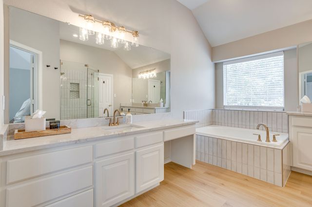 270 Bluff View Court, Aledo, TX 76008