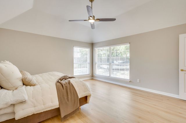 270 Bluff View Court, Aledo, TX 76008