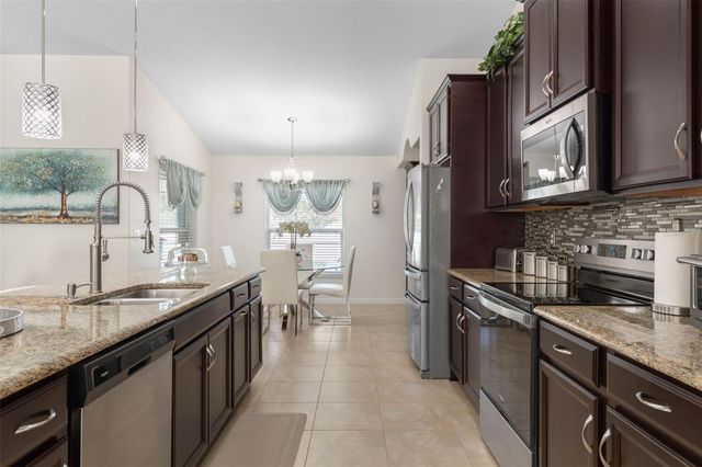 85 FREEMONT TURN, Palm Coast, FL 32137