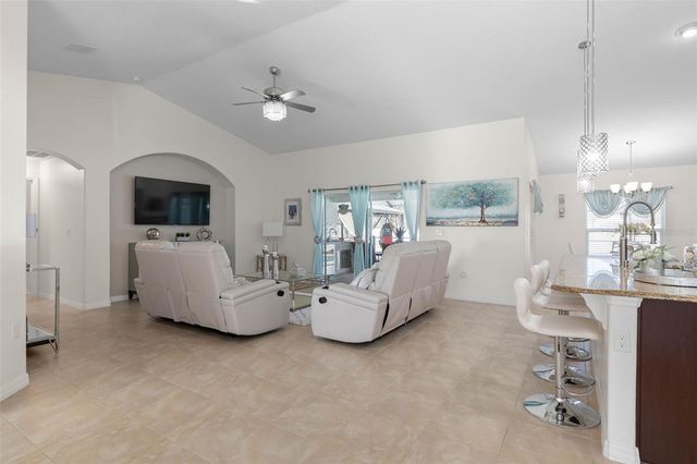 85 FREEMONT TURN, Palm Coast, FL 32137