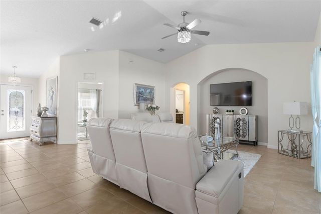 85 FREEMONT TURN, Palm Coast, FL 32137