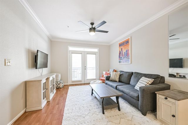 1711 Old Spanish Trail 330, Houston, TX 77054