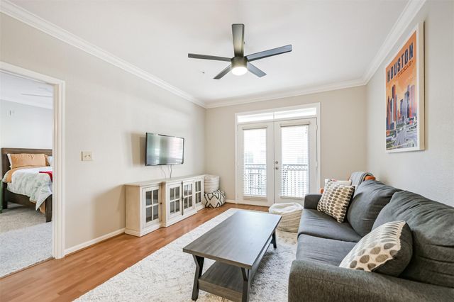 1711 Old Spanish Trail 330, Houston, TX 77054