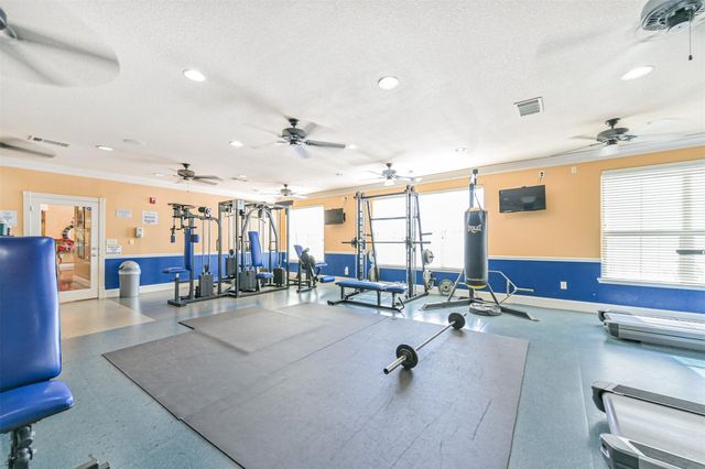 1711 Old Spanish Trail 330, Houston, TX 77054