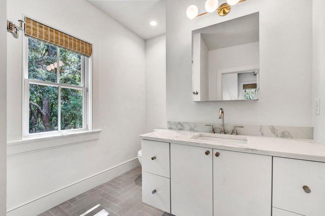 2524 Goldbug Avenue, Sullivans Island, SC 29482