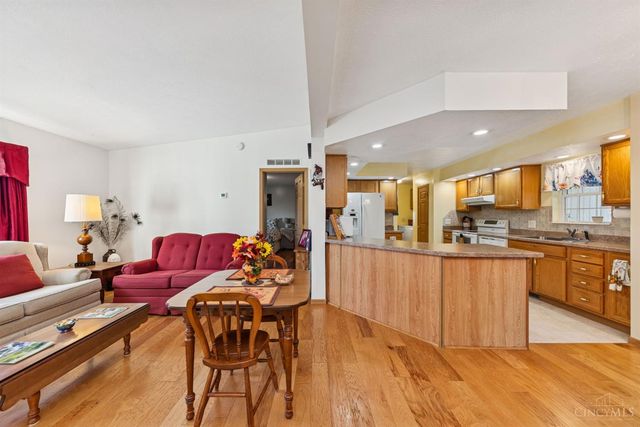 1689 Eckmansville Road, Liberty Twp, OH 45693