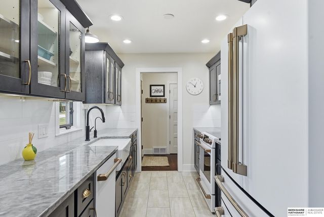 1506 S 118th Street, Omaha, NE 68144