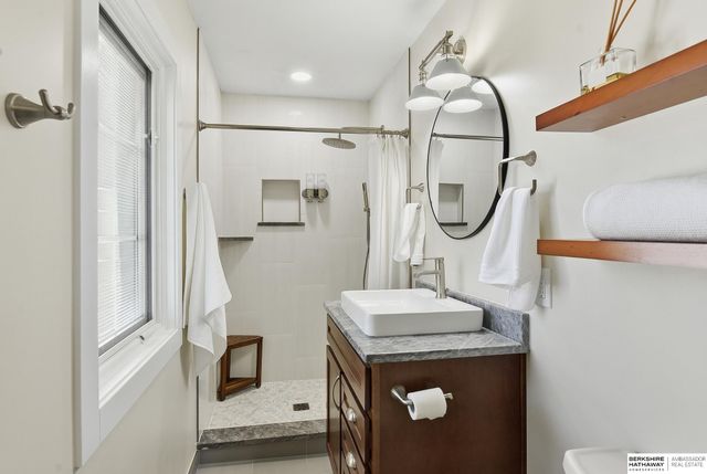 1506 S 118th Street, Omaha, NE 68144