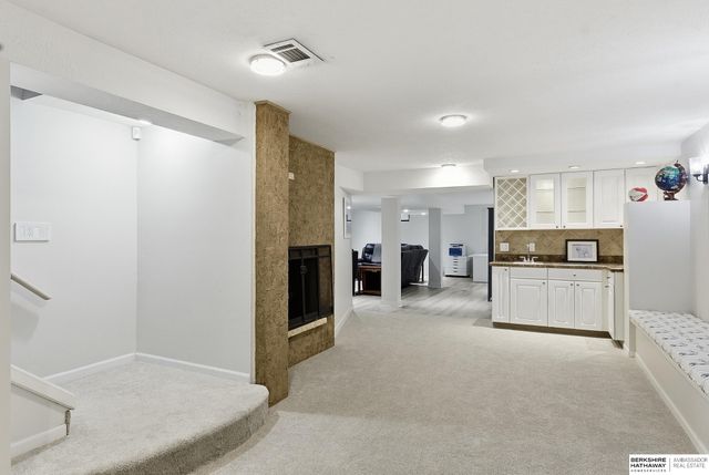 1506 S 118th Street, Omaha, NE 68144