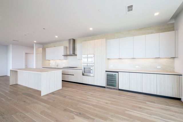 1711 Allen Parkway 2001, Houston, TX 77019