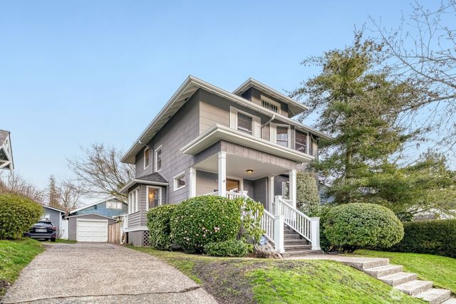2830 33rd Avenue S, Seattle, WA 98144