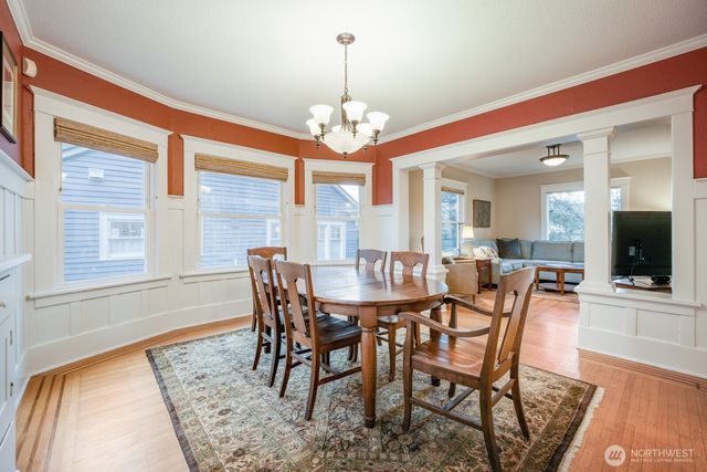 2830 33rd Avenue S, Seattle, WA 98144