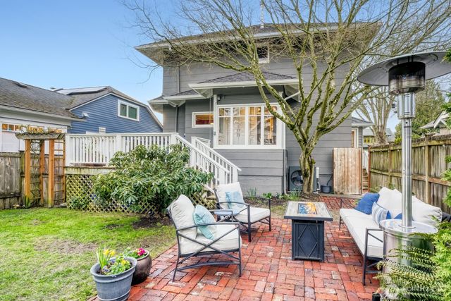 2830 33rd Avenue S, Seattle, WA 98144