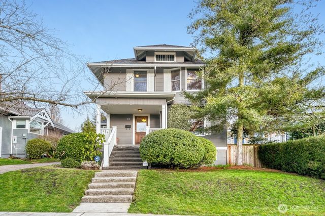 2830 33rd Avenue S, Seattle, WA 98144