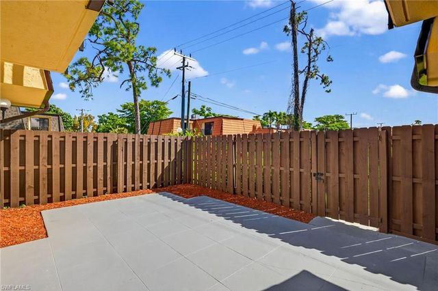 5576 Malt DR 4, Fort Myers, FL 33907