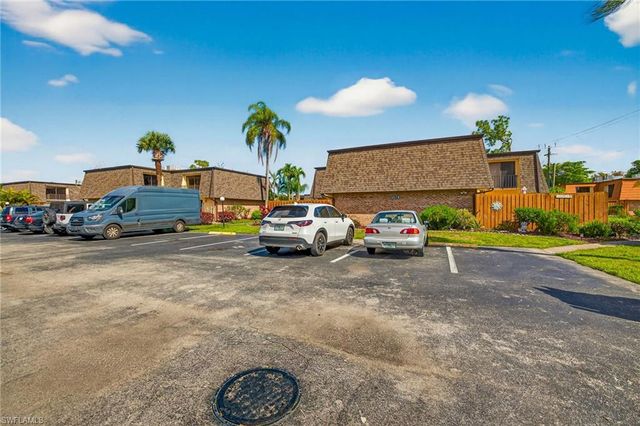 5576 Malt DR 4, Fort Myers, FL 33907