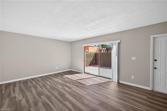 5576 Malt DR 4, Fort Myers, FL 33907