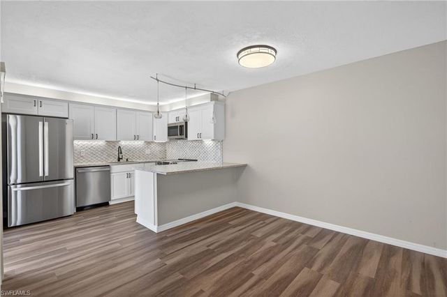 5576 Malt DR 4, Fort Myers, FL 33907