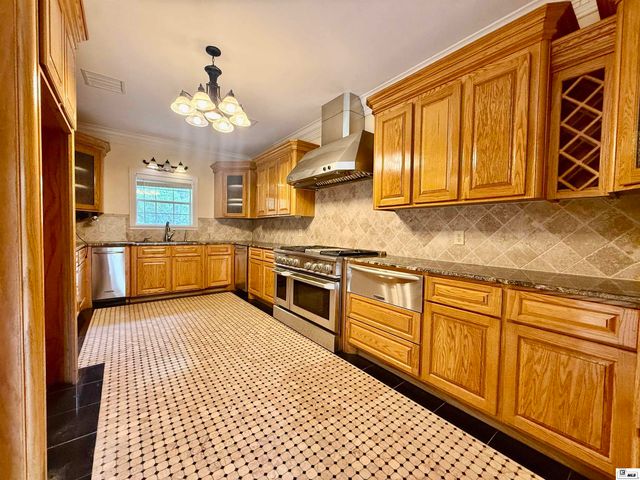 1800 UNIVERSITY PLACE, Monroe, LA 71203