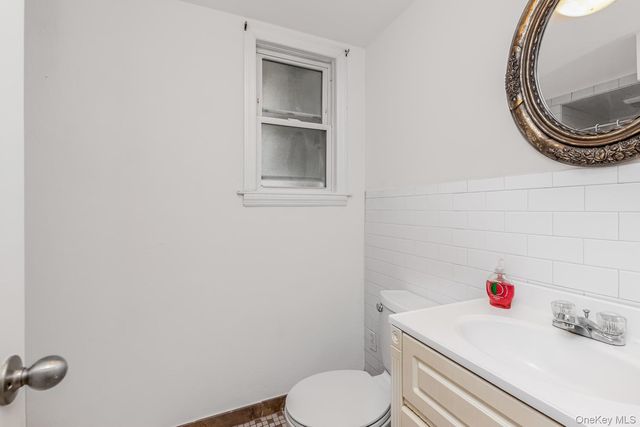 2234 Kingsland Avenue, Bronx, NY 10469