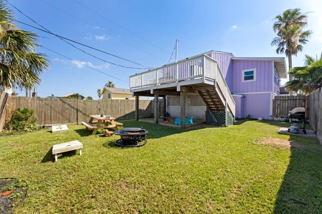 4021 Las Palmas Street, Galveston, TX 77554